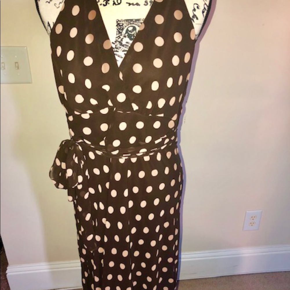 Halter dress tied around the neck with belt